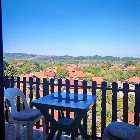 Aleksandar - Dar Lux ゲストハウス