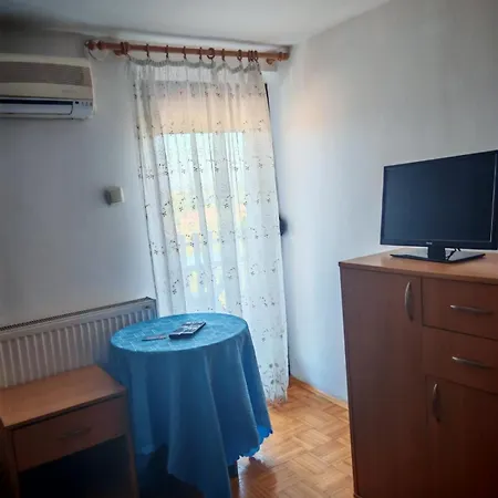 Aleksandar - Dar Lux ゲストハウス