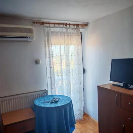 Aleksandar - Dar Lux * Bukorovac