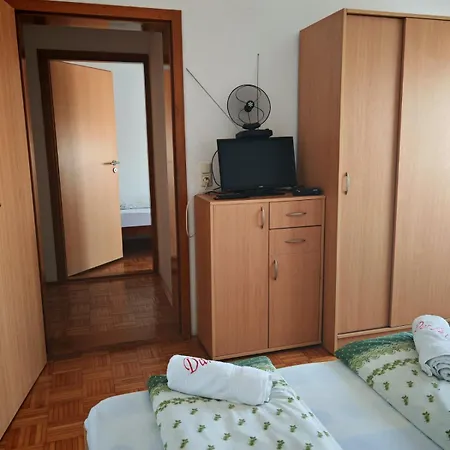 Aleksandar - Dar Lux * Bukorovac